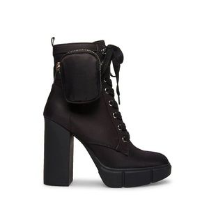 Steve Madden Herrick Boots in Black